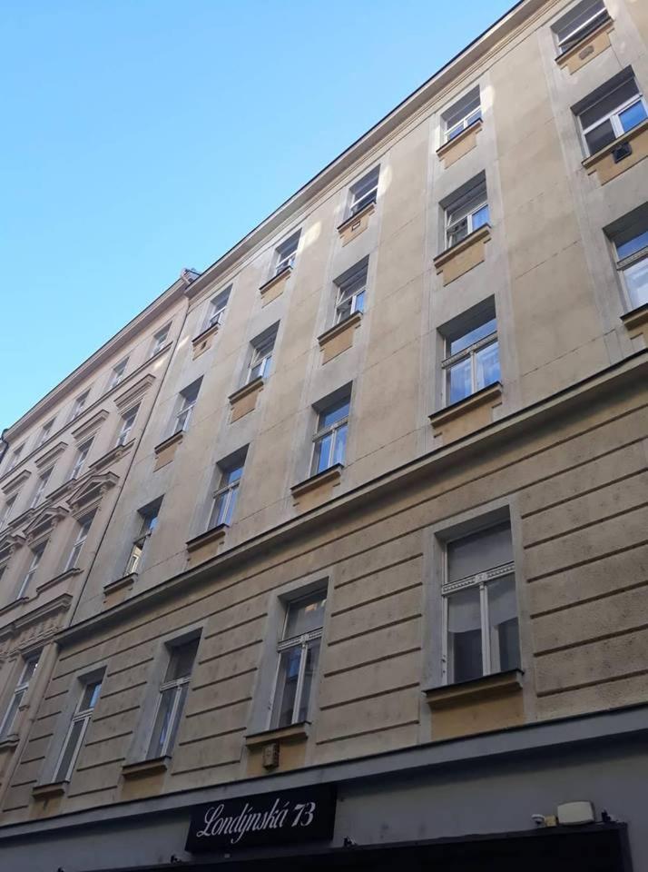 Prague Moon Hotel & Hostel